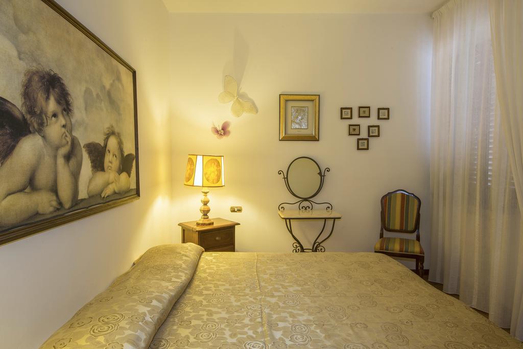 Vila La Casa Di Gigliola Monticiano Pokoj fotografie